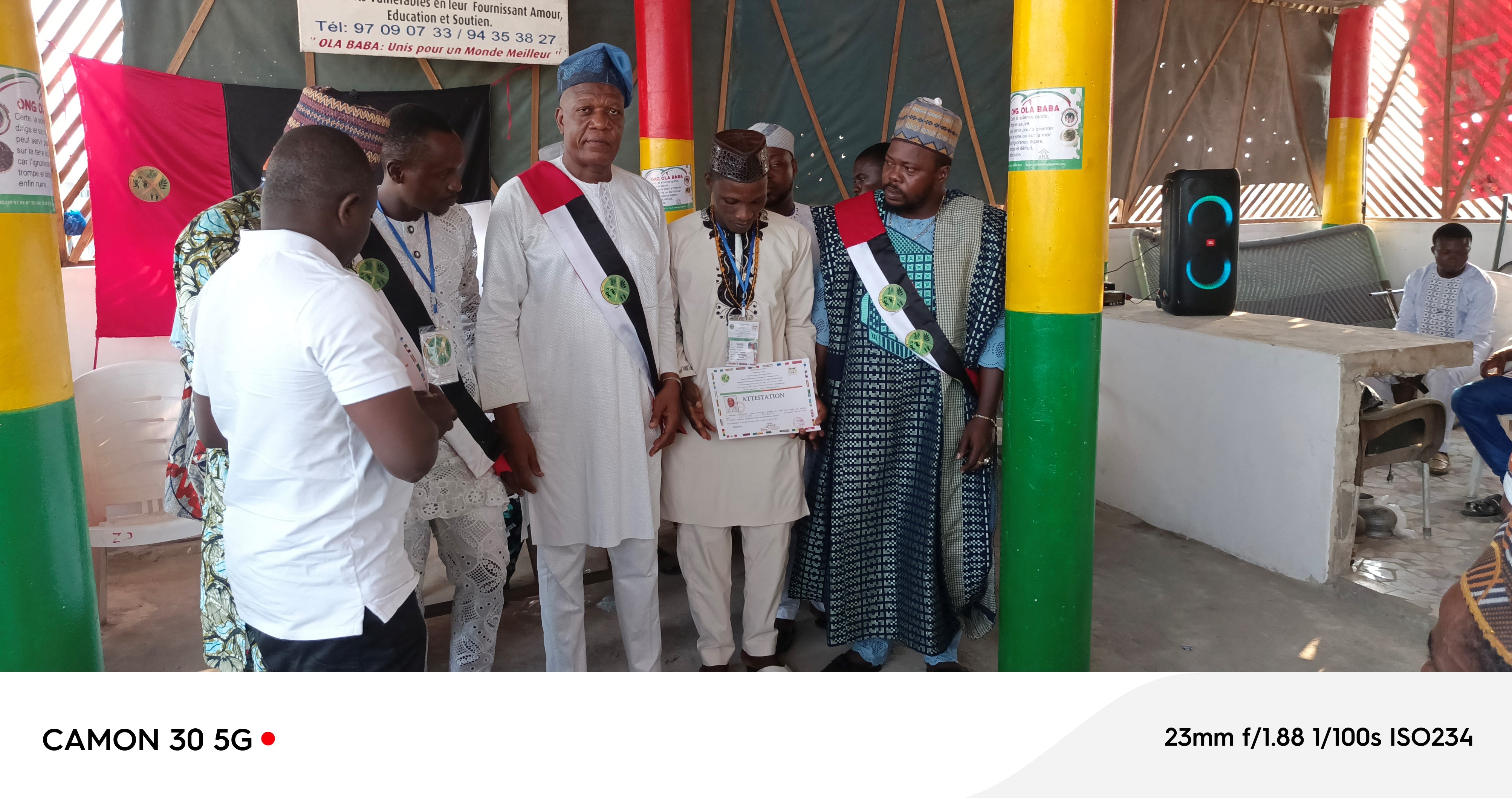 Remise d'attestation aux membres de l'ONG