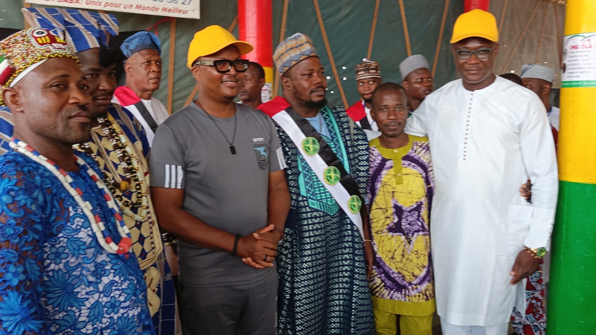 Remise d'attestation aux membres de l'ONG